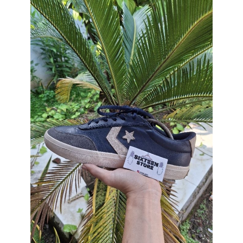 converse courtlandt size 44