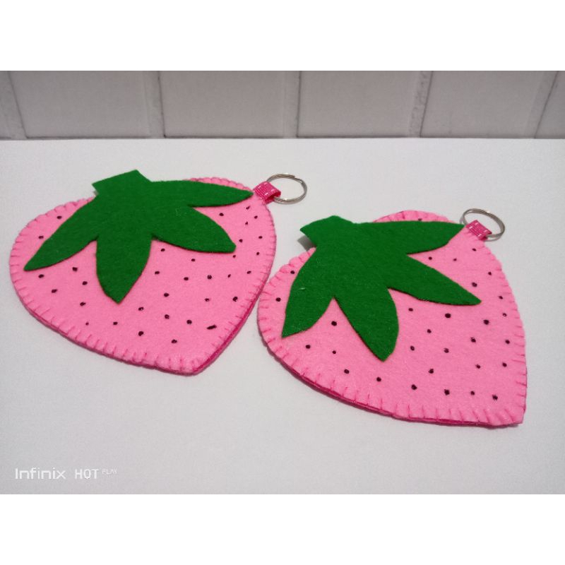 

Dompet Angpau Lebaran Flanel stowbery