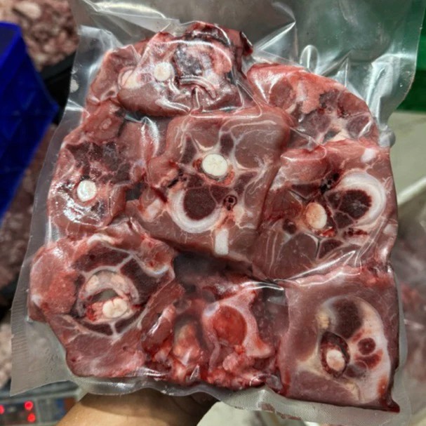 

Buntut Sapi Gondrong 500grm(HALAL)