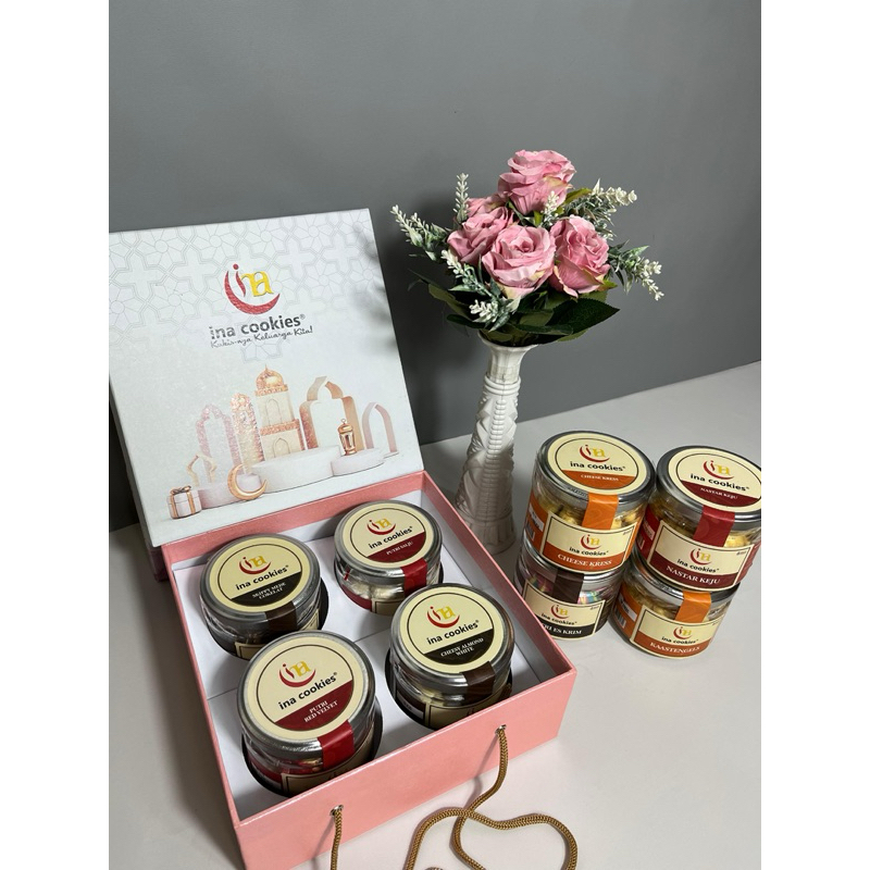 

HAMPERS JAR KACA INACOOKIES KUE LEBARAN PAKET IDUL FITRI