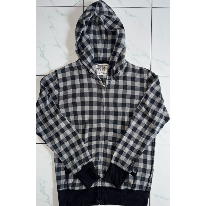 Jaket Uniqlo Tartan Hoodie Zipper