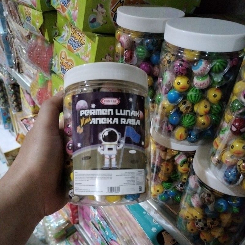 

GUMMY PERMEN LUNAK MATA VIRAL harga 1 toples isi 30 pics