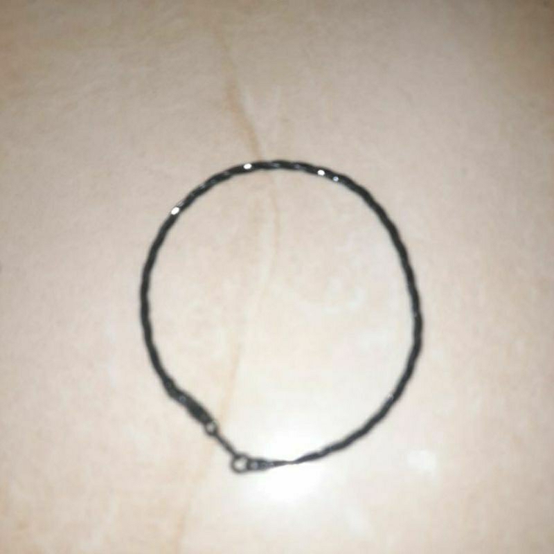 gelang black gold choker