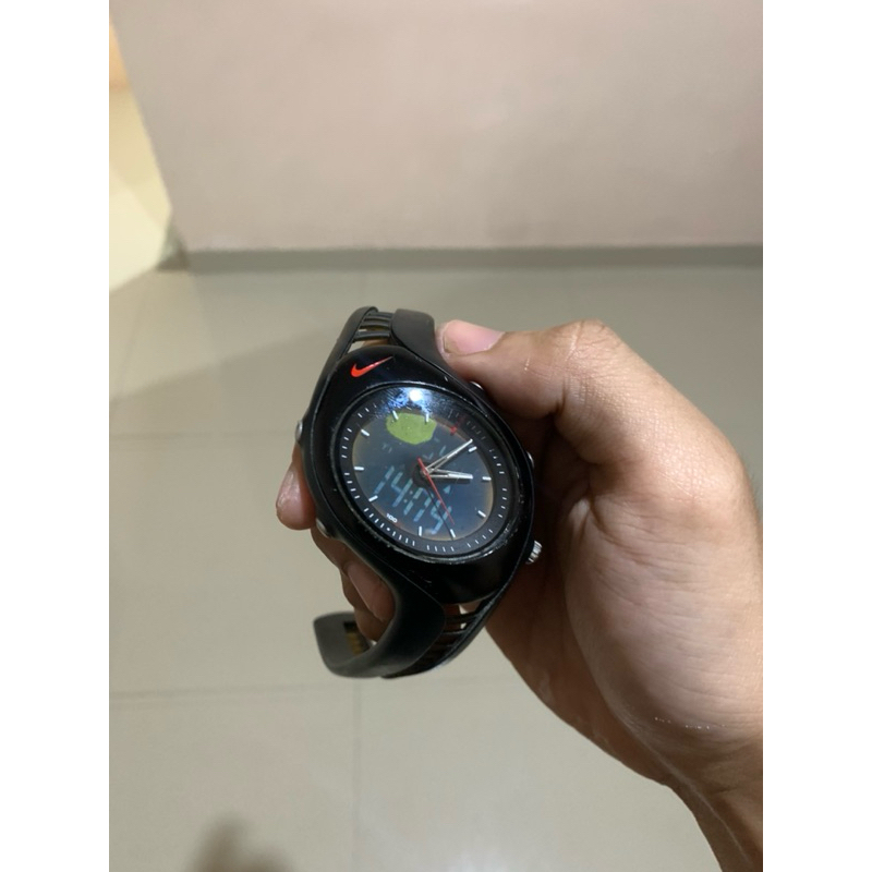 Nike Triax Swift ADX Red Black Watch