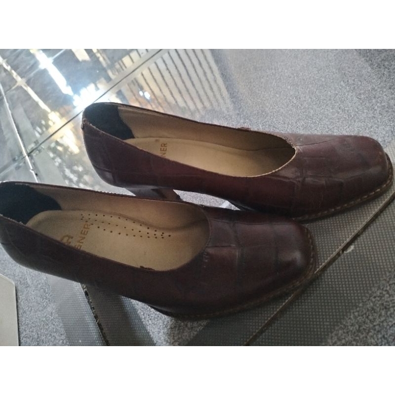 sepatu AIGNER ORI second preloved