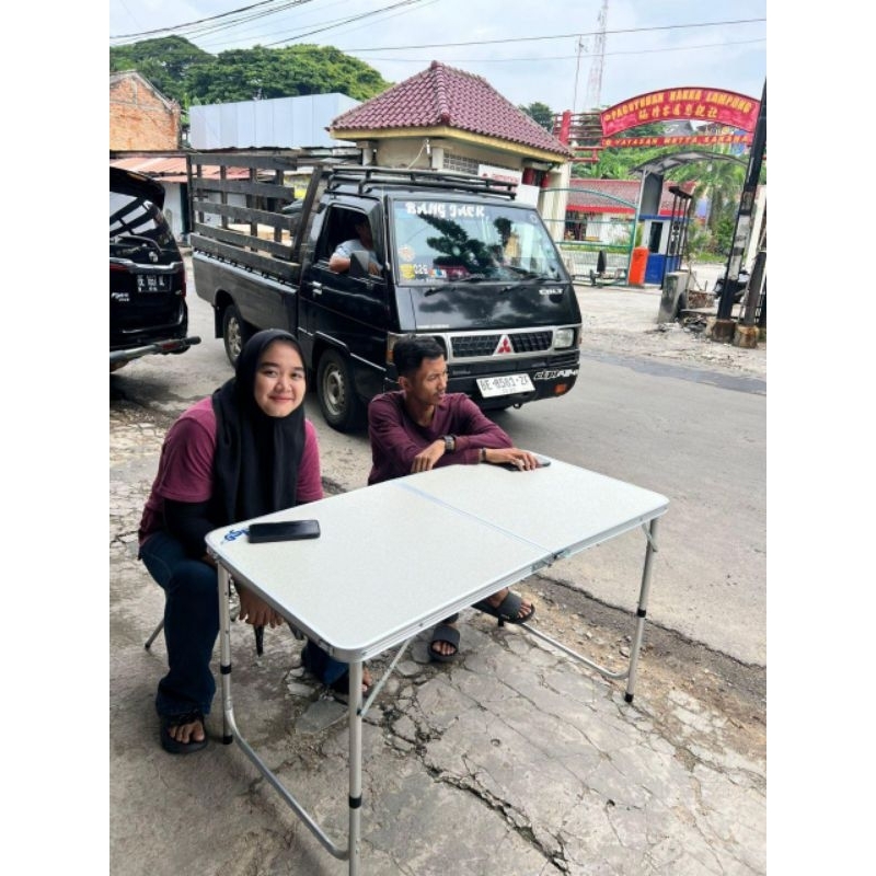 Meja lipat koper / Meja dagang