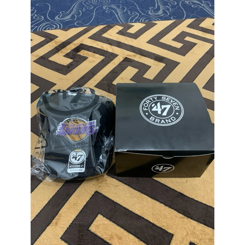 47 Brand Lakers Hitam