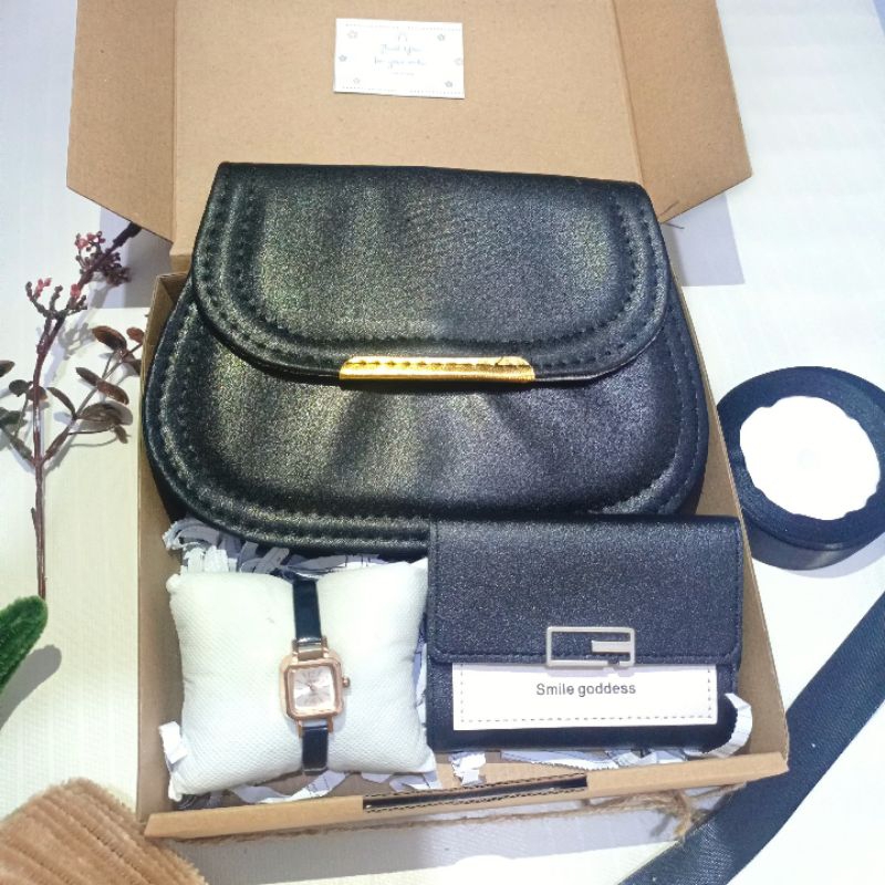 paket hampers cewek/paket box kado untuk cewek/paket tas, dompet, dan jam cewek