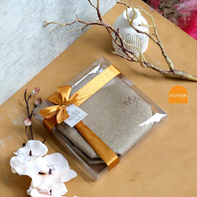 Souvenir Pernikahan Pouch Boxy Kemasan Mika Pita Souvenir Nikah Souvenir Custom