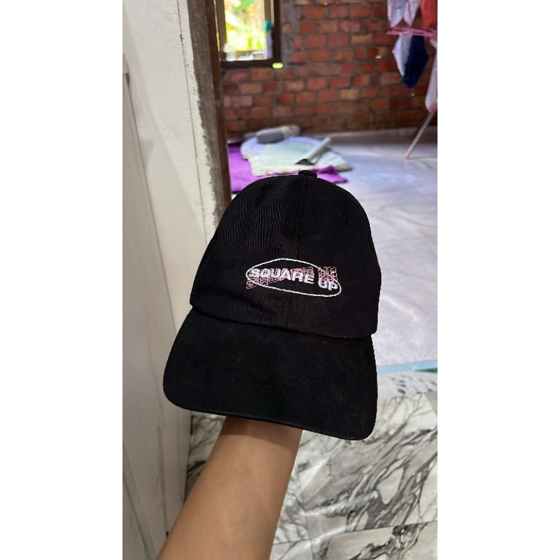 Topi blackpink official