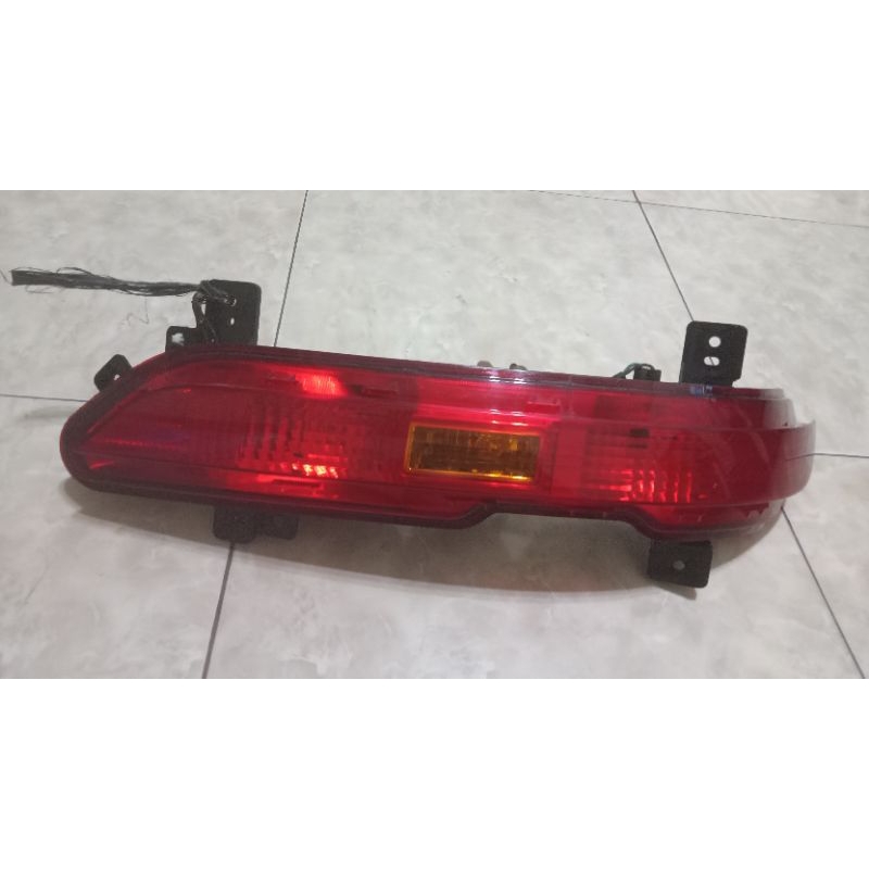lampu bemper belakang wuling cortez