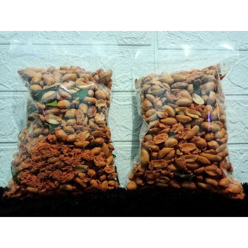 

Kacang Thailand Daun Jeruk 500gr