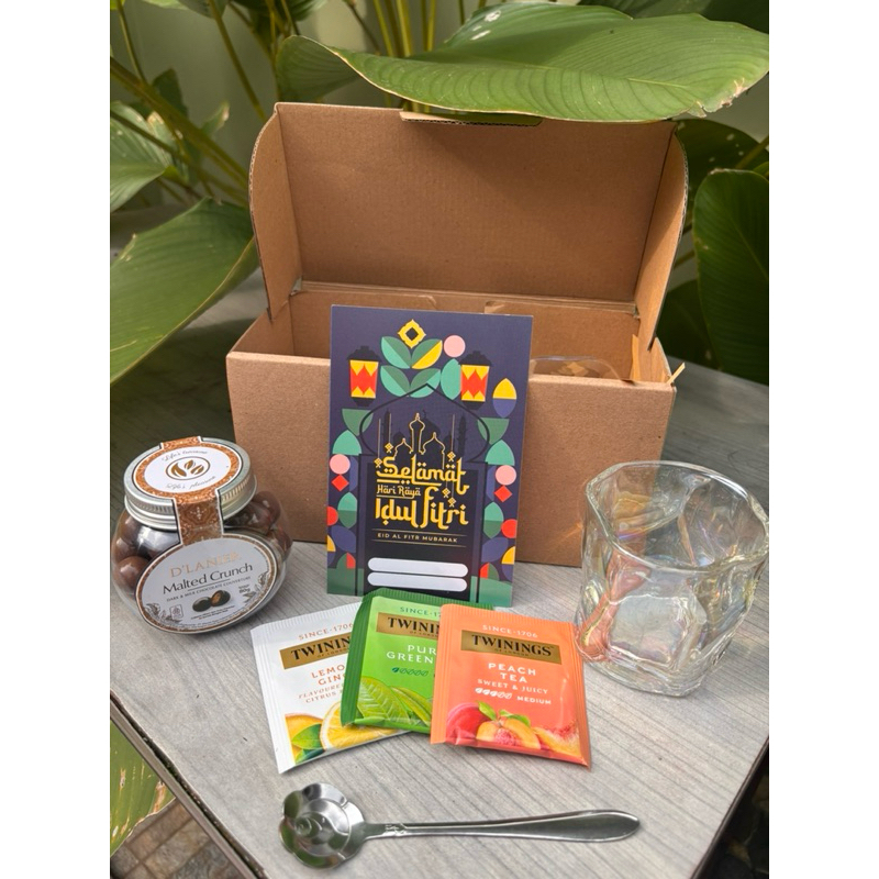 

HAMPERS LEBARAN PAKET TEA