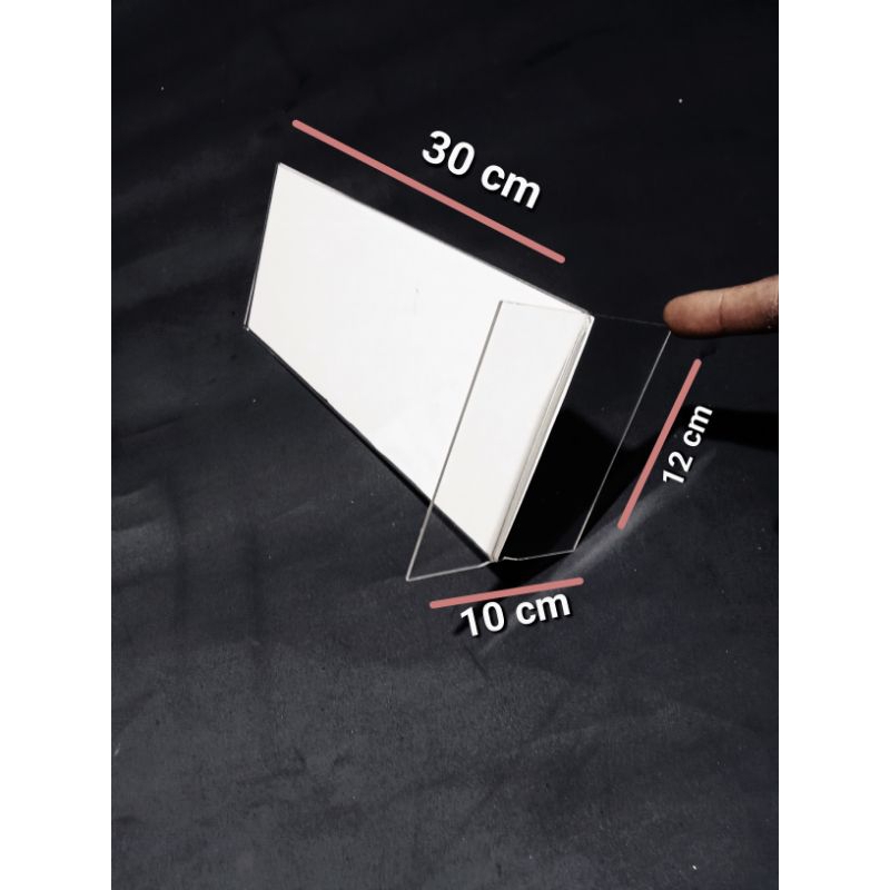 

akrilik papan nama ruang uk 12 x 30 cm tebal 2 mm