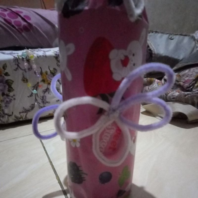 

Tempat pensil dari botoll