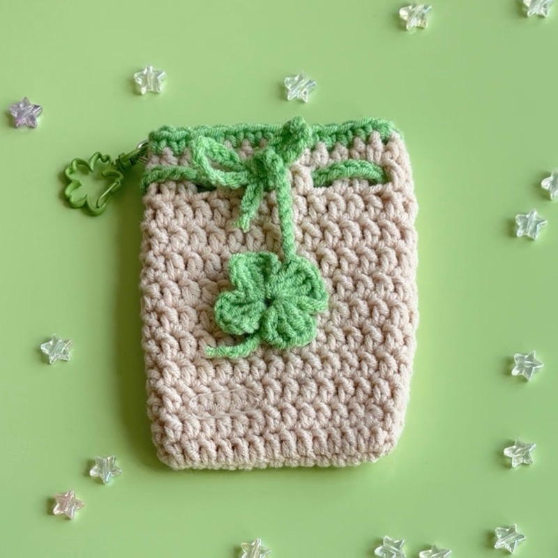 [Ready Stock] Clover Crochet Pouch - Pouch HP Serut Dompet Kantong Rajut Snoopy Kartun