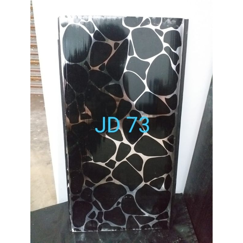 Plafon pvc black coral