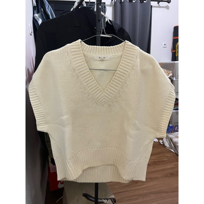 KNITME SILA VEST - VEST RAJUT - ROMPI RAJUT (Preloved)