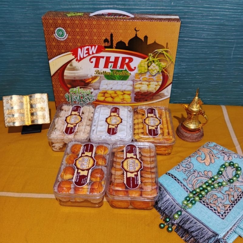 

PAKET KUE KERING LEBARAN NEW THR ISI 5 TOPLES