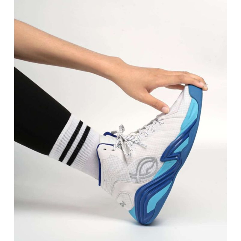 SEPATU VOLI FIXCH DEMONIC ORIGINAL