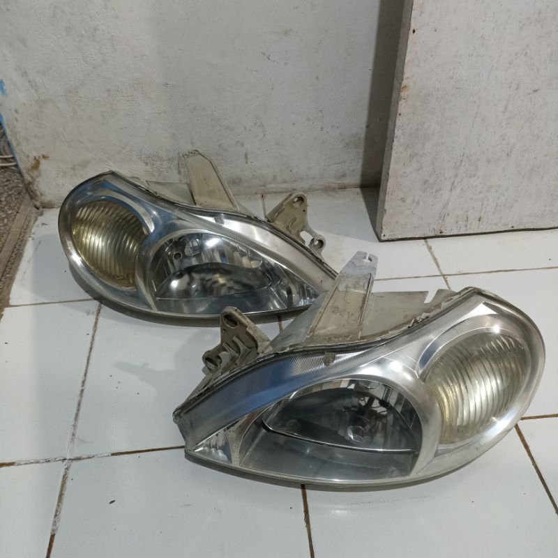 Headlamp Lampu Depan Kia Rio Tahun 2000-2002 Original Second (Harga Untuk Satuan)