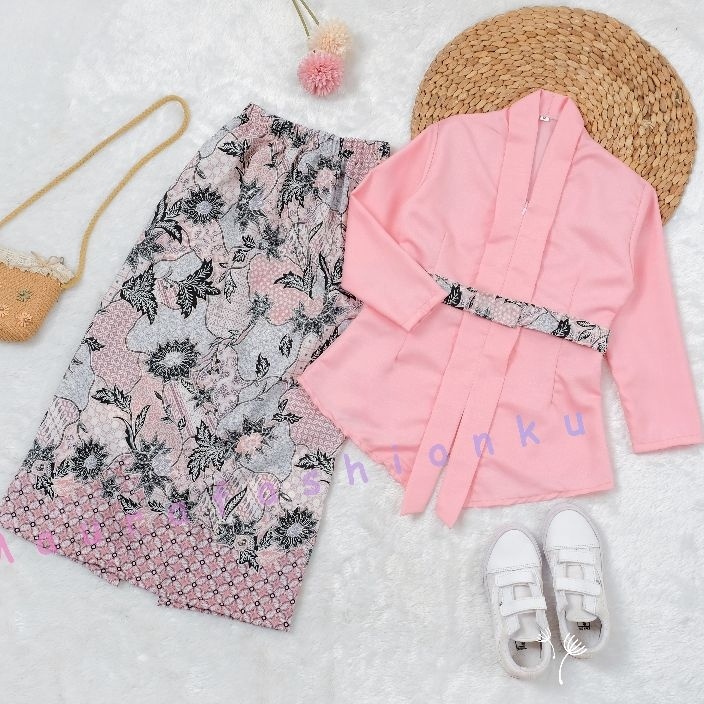 Terlaris SET KEBAYA KATUN FLOY KARTINI ANAK HARASTA  KEBAYA KATUN FLOY ANAK  KEBAYA ANAK KATUN  KEBA