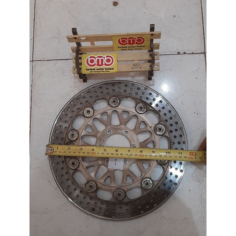 Honda CB 400 VTEC piringan cakram depan original bekas used