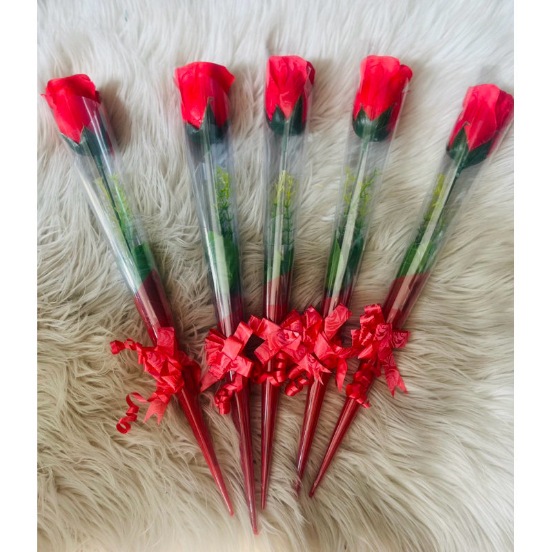 

single buket bunga mawar setangkai buket simple buket hadiah pacar buket wisuda