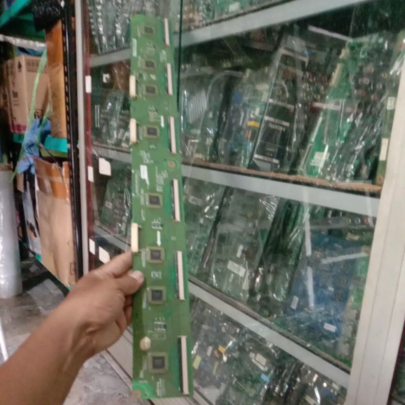 Buffer TV plasma Samsung type 51E470