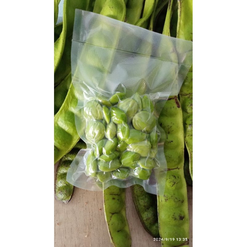 

Petai Pete kupas 100gr 10000 ready banyak