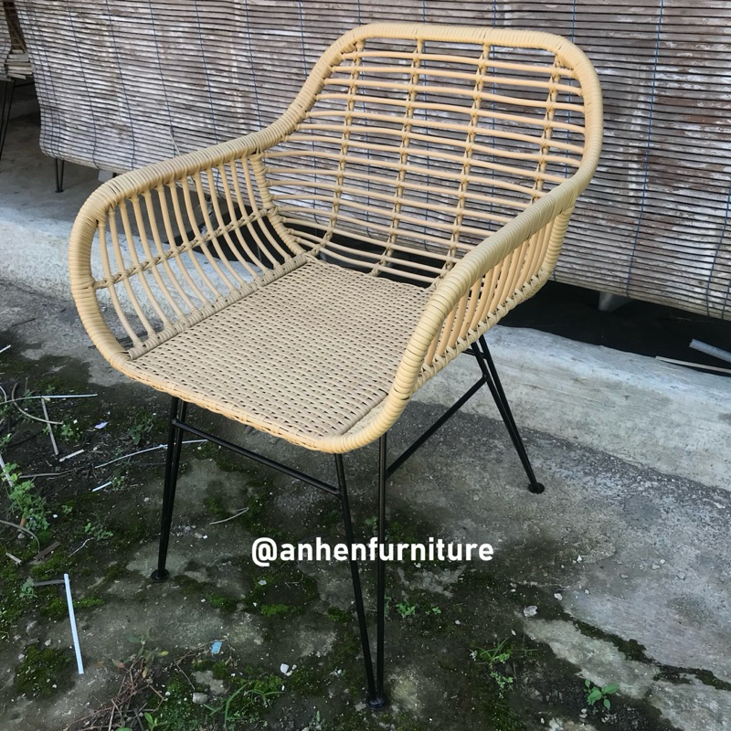 Kursi Cafe Rotan Sintetis / Kursi Teras Rotan Sintetis / Kursi Outdoor Rotan Sintetis