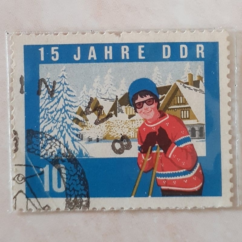

Perangko Jerman 15th Anniversary of the German Democratic Republic (Winter Tourist, Snowy Village) Tahun 1964