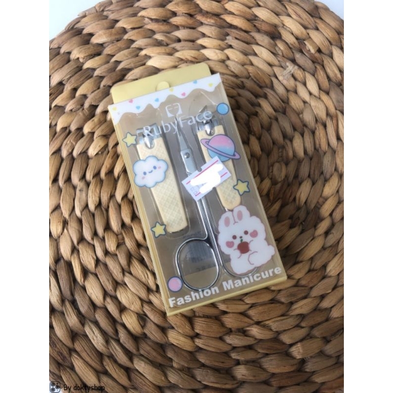 SET MENICUR GUNTING KUKU GUNTING KUKU SET