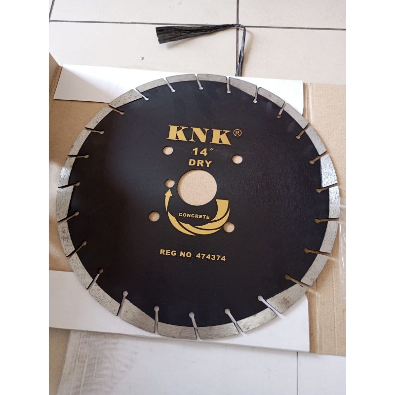 Mata potong beton aspal 14 inch KNK DIAMOND WHEEL CUTTING