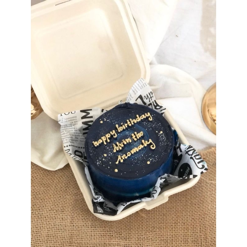 

Galaxy bento korean cake by itsjours cake