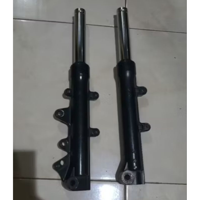 Copotan Shockbreaker Depan Yamaha Nmax New Original