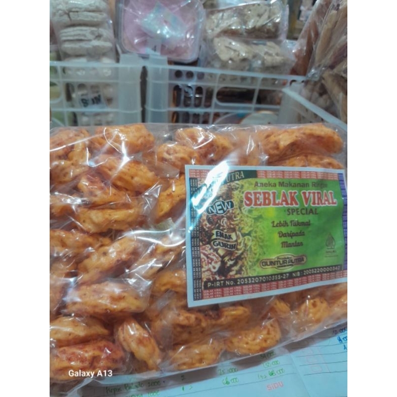

Seblak Viral kerupuk rafael isi 20 pcs