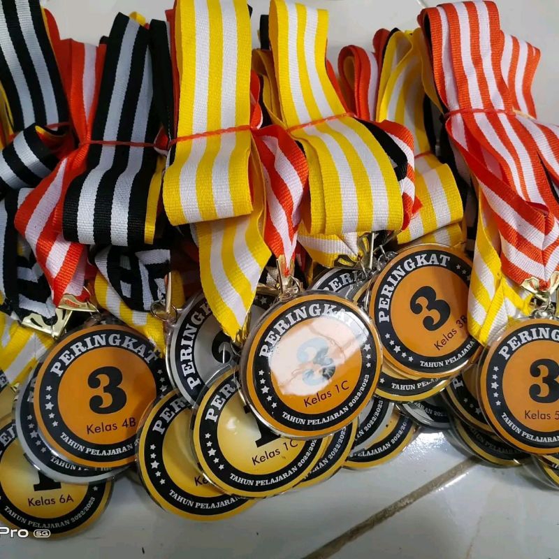 Tumblergrafik Medali Wisuda Lapis Resin Medali Kelulusan Akrilik Resin