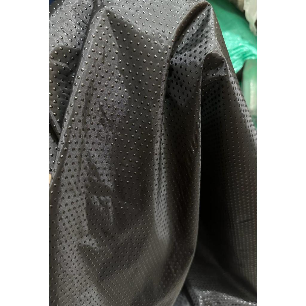 Kain Bintik Anti Slip(Alas Bawah Karpet/Alas Sajadah)