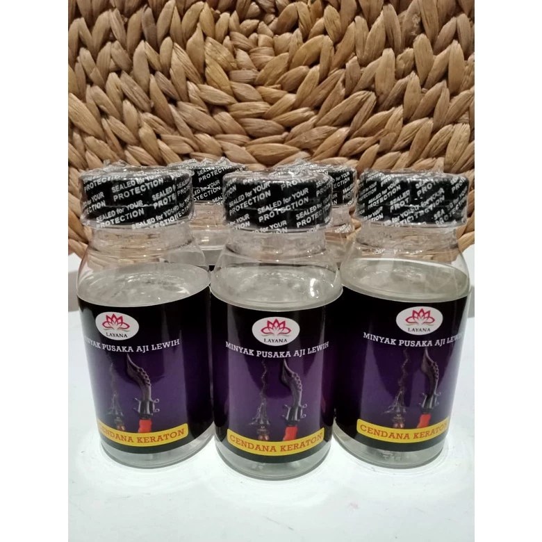 Minyak Pusaka Aroma Cendana Keraton