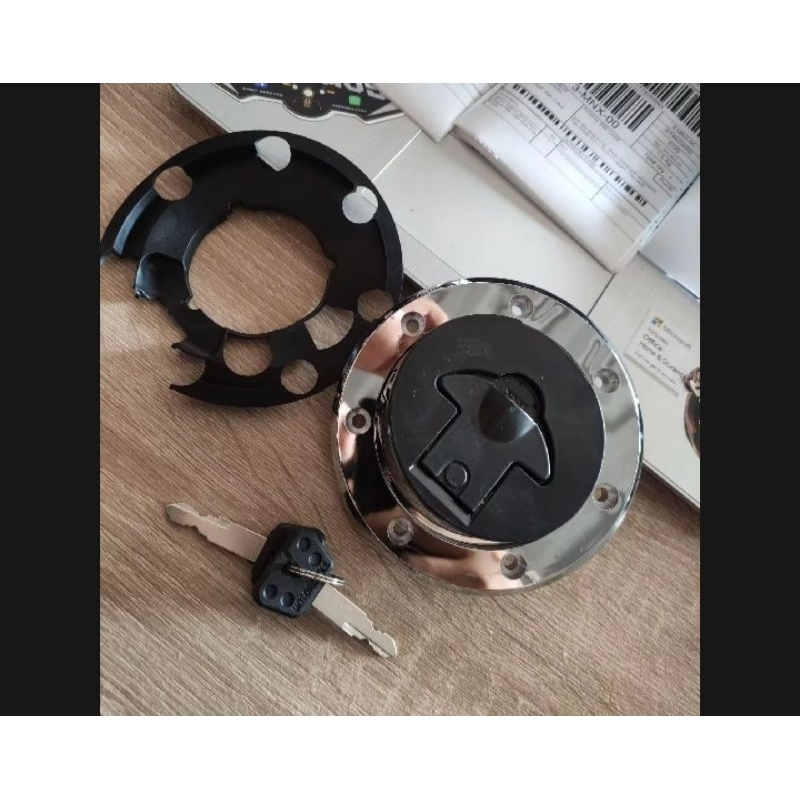 tutup tangki ninja r cover tutop tengki ninja r tutup tangki ninja rr set kunci tinggal pasang