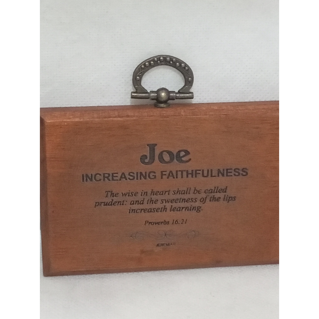Plat nama Hiasan Dinding. Papan Nama Kayu Joe