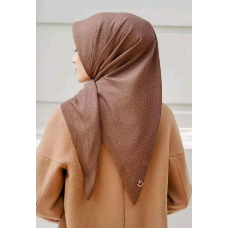 Monogram Scarves Zytadelia