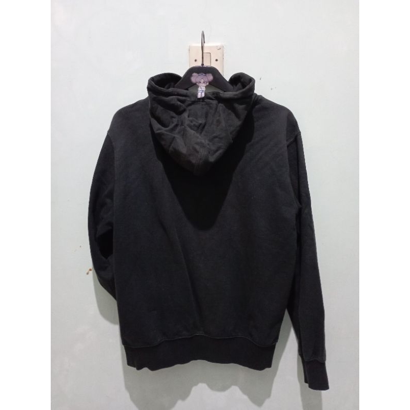 Jaket emyu