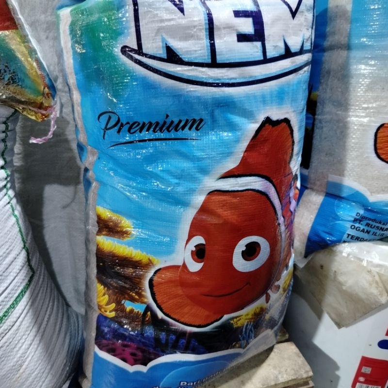 

BERAS NEMO KARUNGAN 20 KG