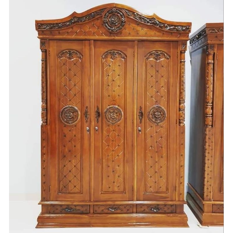 Lemari pakaian pintu 3 kayu jati jepara/Lemari ukiran jepara