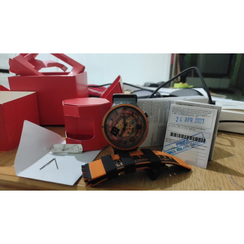 Swatch Big Bold Planet