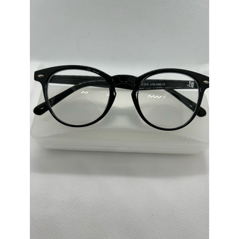 kacamata dua lensa baca dan jalan model kekinian