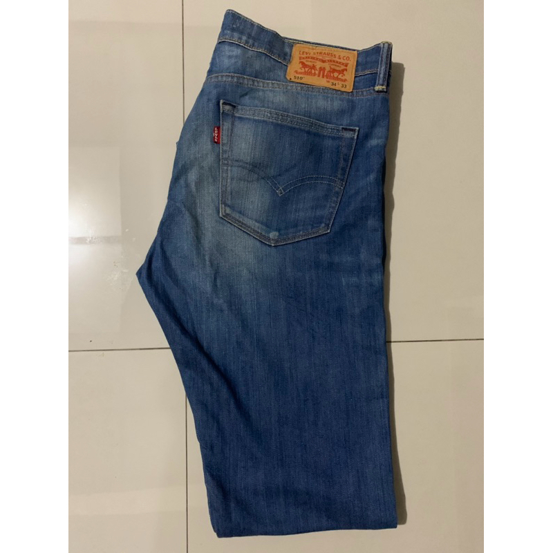 Levis 510 Slim fit