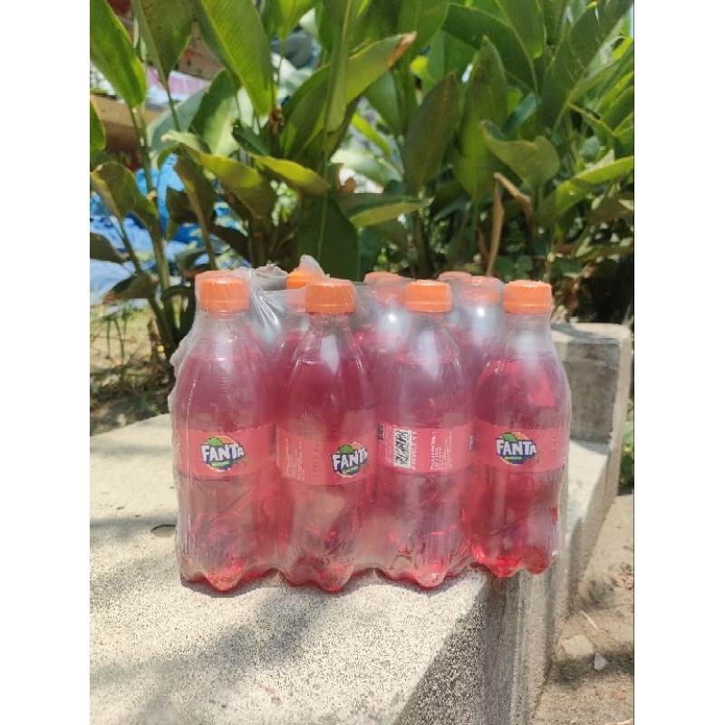 

Fanta stroberi 1 slop, 250ml X 12